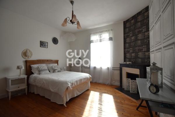 Maison Bourgeoise 6 chambres 247 m²