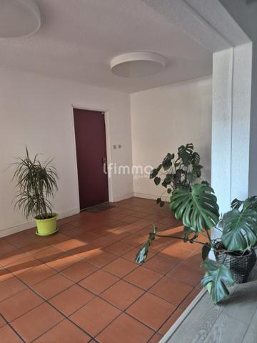 T4/T5 95M2 3 Balcons St Jean du Desert 13012