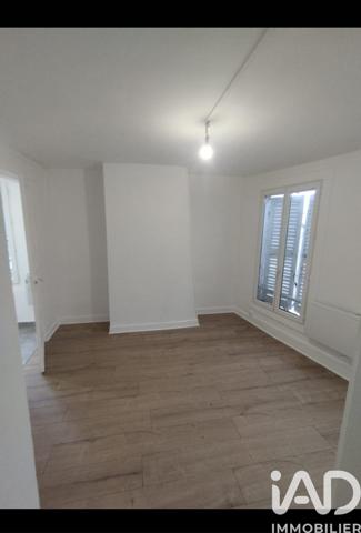 Location appartement 3 pièces 45 m² Montereau-Fault-Yonne