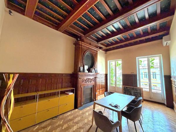 Bureaux haussmanniens avec beaucoup de cachet à louer - Palais de Justice / Préfecture - 13006 Marseille