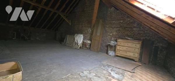 Maison à Vendre à Fresnes-sur-Escaut (59970) en Nord (59)

Cette maison SEMI-BOURGEOISE avec ...