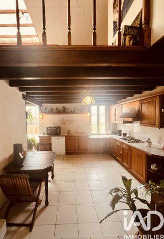 Maison à vendre 6 pièces 158 m² Saint-Georges-de-Didonne