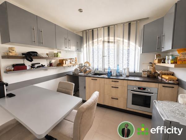 Appartement
         4 pièces
        - 50 m² Exclusivité 147 000 € *