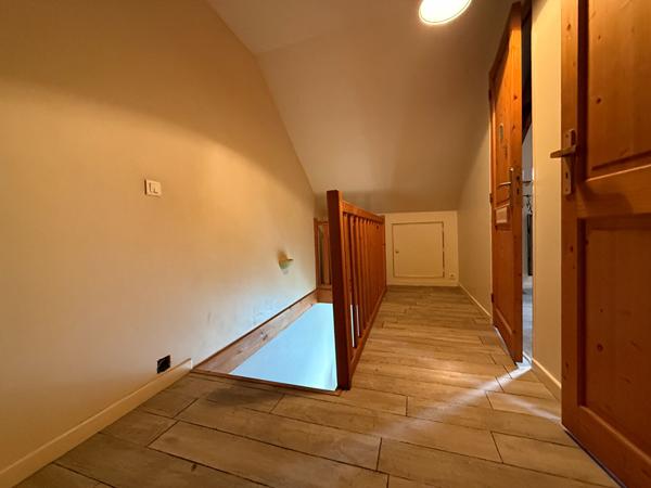 Charmante maison ancienne avec dépendance et jardin arboré ? Proche du bourg