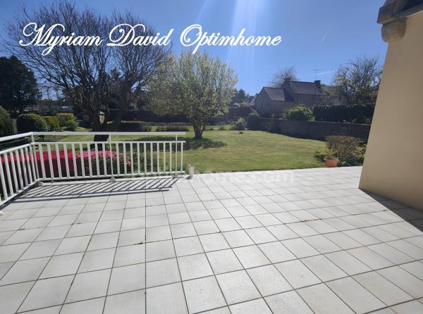 Maison 183 m² 5 chambres jardin 1600 m² Rostrenen proche centre
