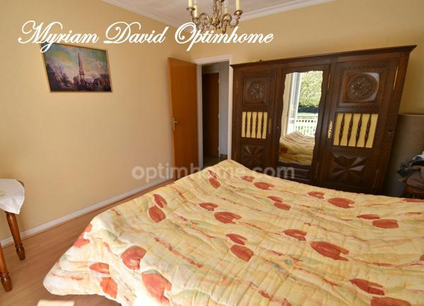 Maison 183 m² 5 chambres jardin 1600 m² Rostrenen proche centre