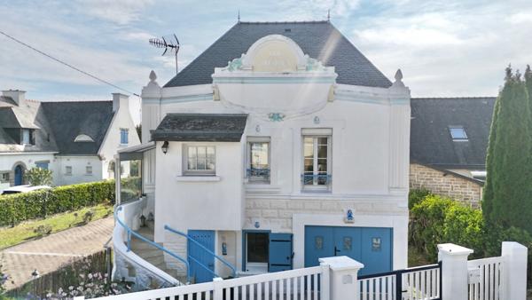 QUIBERON - Vente charmante maison des années 1920 proche du centre-ville