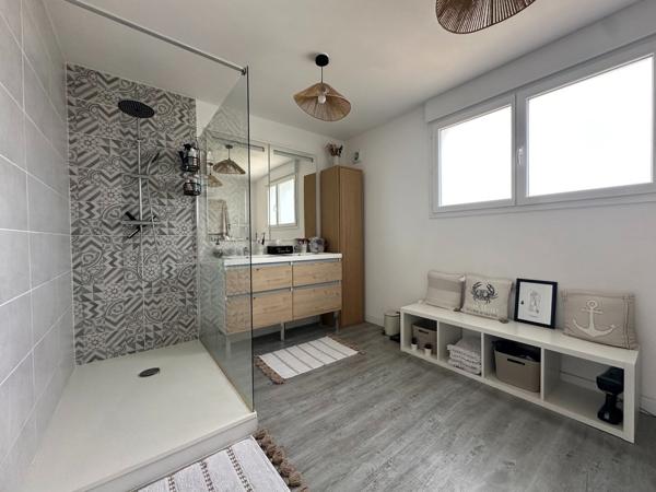 À vendre : Appartement spacieux de 4 pièces à Royan