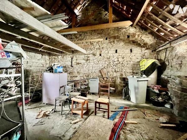 MAISON AVEC DEPENDANCES