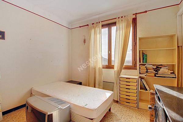 Grand appartement T4 de 98 m² avec garage et parking