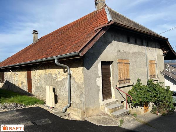 Ancienne ferme sur hauteur de Poisy avec vue montagnes !