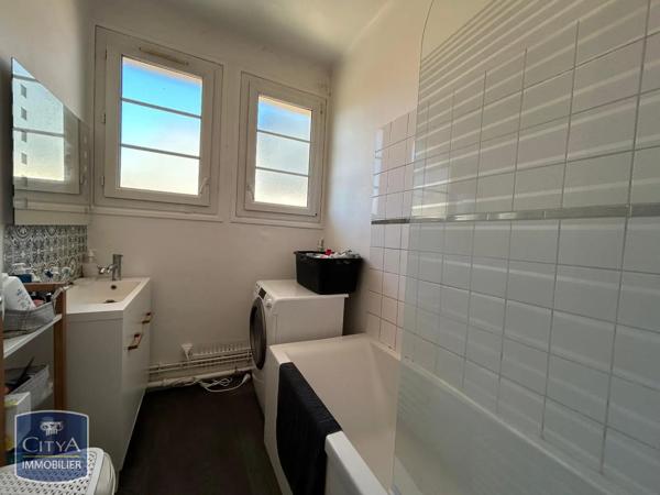 Appartement à louer 4 pièces 88.88m² Dieppe (76200)