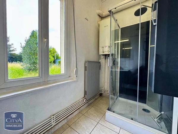 Maison à louer 2 pièces 51.55m² Maubeuge (59600)
