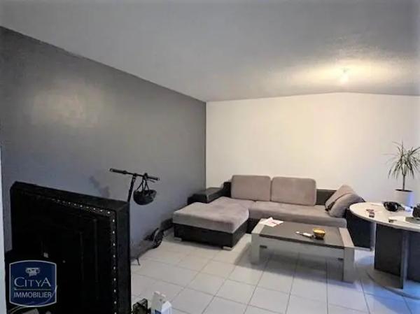 Appartement à louer 2 pièces 48m² Moissac (82200)