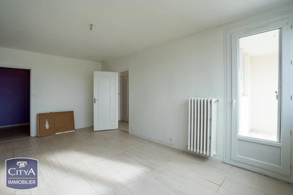 Appartement à vendre 3 pièces 66m² Allonnes (72700)