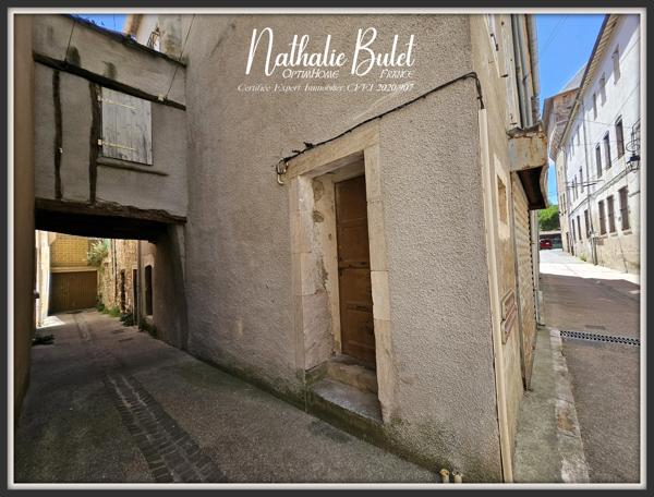 MAISON À RÉNOVER ENTIÈREMENT + SECONDE MAISON MITOYENNE À RÉHABILITER – 60 M² HABITABLES – GARAGE ET DÉPENDANCES – SAINT-PONS-DE-THOMIÈRES
