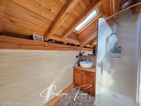 BRIANCON Chalet avec terrasse et appartement indépendant