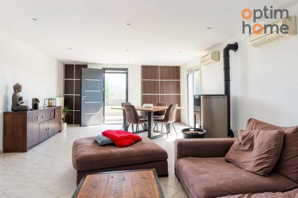 Maison à vendre 4 pièces MEYREUIL (13)