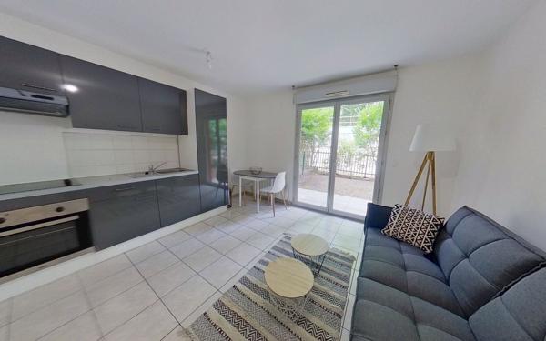 Appartement à vendre    2 pièces • 42 m2 Lyon 9