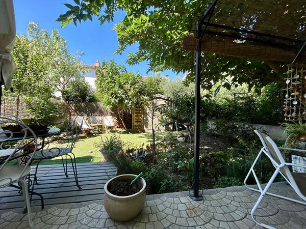 Charmante maison de ville T5 125m2 jardin et garage
