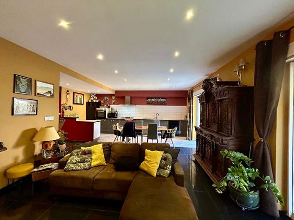 Charmante maison de ville T5 125m2 jardin et garage