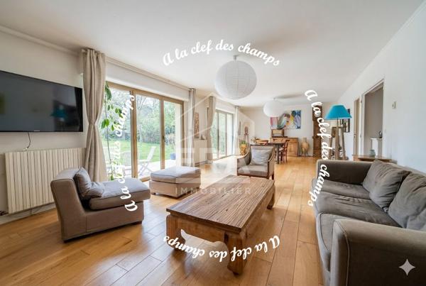 Maison spacieuse à vendre à Saint-Rémy-lès-Chevreuse