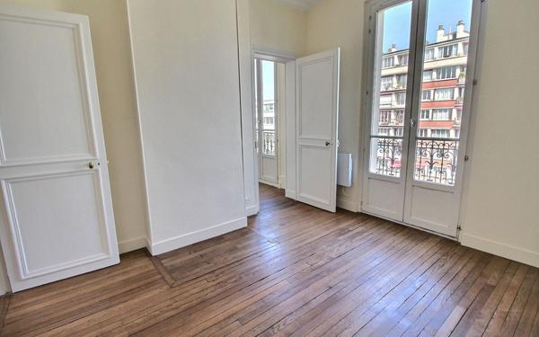 Appartement à vendre    3 pièces • 51,80 m2 Vincennes