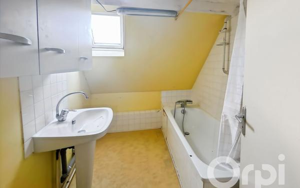 Maison à vendre    5 pièces • 100 m2 Chaumont-en-Vexin