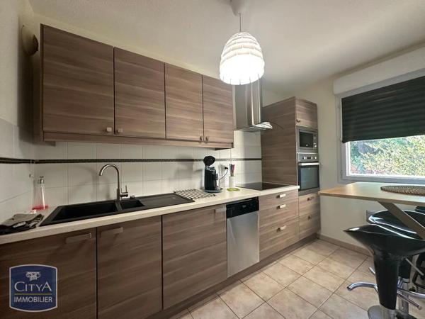 Appartement à louer 3 pièces 64.82m² Albi (81000)