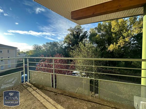 Appartement à louer 3 pièces 64.82m² Albi (81000)