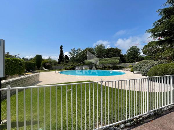 A LOUER - APPARTEMENT 2 PIECES MEUBLE, SECTEUR VAUGRENIER