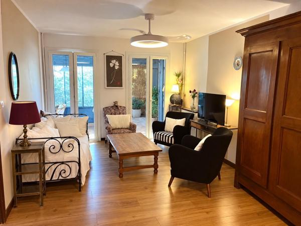 Montfavet - Maison T4, jardin, véranda et garage