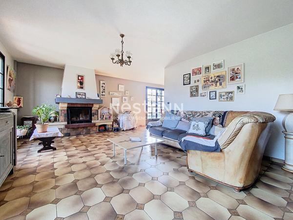 À VENDRE - VILLENEUVE-TOLOSANE - Maison 4 pièces 116 m2 avec grand garage en sous-sol