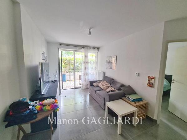 T2 LES LÔNES- PROCHE PLAGES A PIED