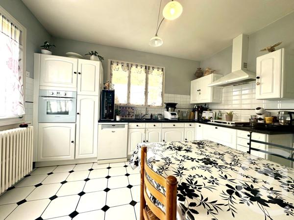 Maison à vendre  6 pièces - 139,21 m 2   AIXE SUR VIENNE  - 87