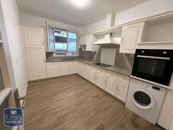 Appartement à louer 3 pièces 77.6m² Le Mans (72000)