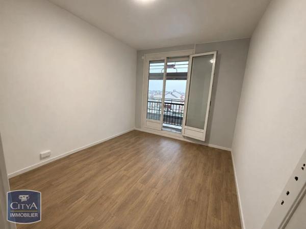 Appartement à louer 3 pièces 77.6m² Le Mans (72000)