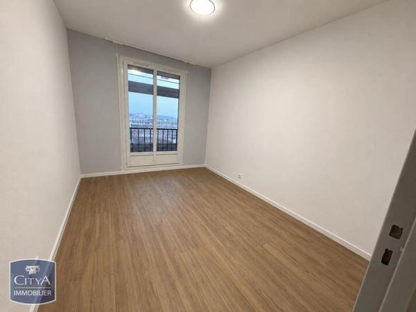 Appartement à louer 3 pièces 77.6m² Le Mans (72000)