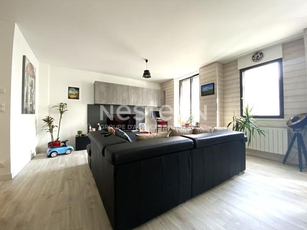 Appartement à vendre à Vannes T3 rénové Hyper centre Port