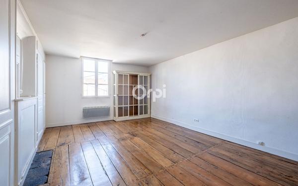 Appartement à louer    5 pièces •  Limoges