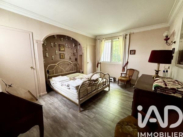 Maison à vendre 6 pièces 257 m² Saint-Priest-en-Jarez