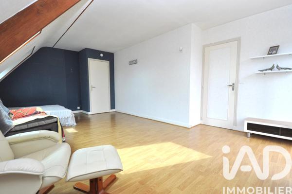 Maison à vendre 7 pièces 147 m² Saint-Germain-lès-Arpajon