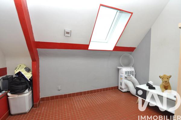 Maison à vendre 7 pièces 147 m² Saint-Germain-lès-Arpajon