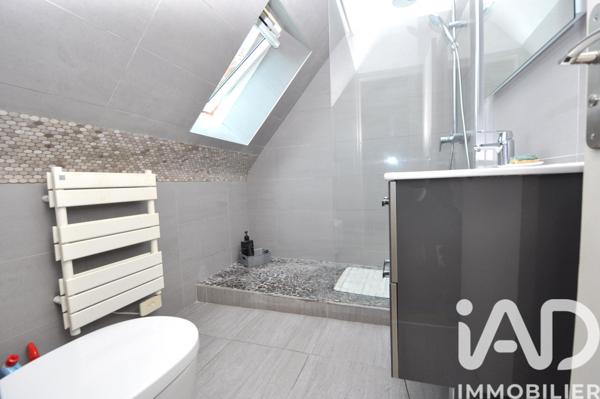 Maison à vendre 7 pièces 147 m² Saint-Germain-lès-Arpajon