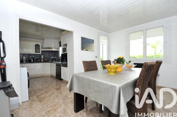 Maison à vendre 7 pièces 147 m² Saint-Germain-lès-Arpajon