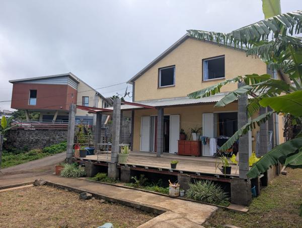 Maison dans Les Trois-Bassins