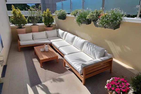 Puteaux (92800) MAISON DE MAITRE / HOTEL PARTICULIER - PUTEAUX / LES BERGERES 350 m² Garage et 2 parking