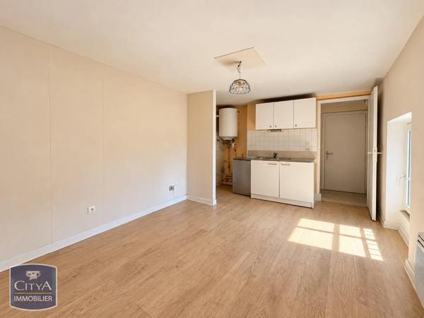 Appartement à louer 2 pièces 29.31m² Mâcon (71000)