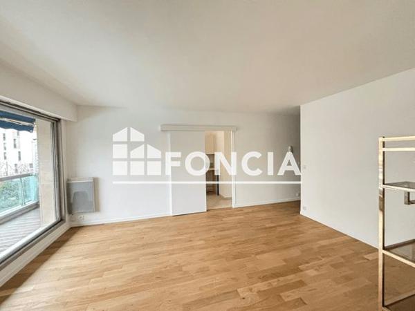 Location Studio 42.79 m² - Neuilly-sur-seine 92200