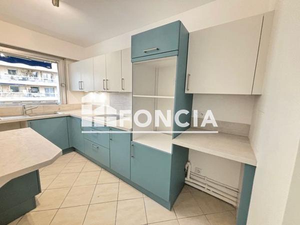 Location Studio 42.79 m² - Neuilly-sur-seine 92200